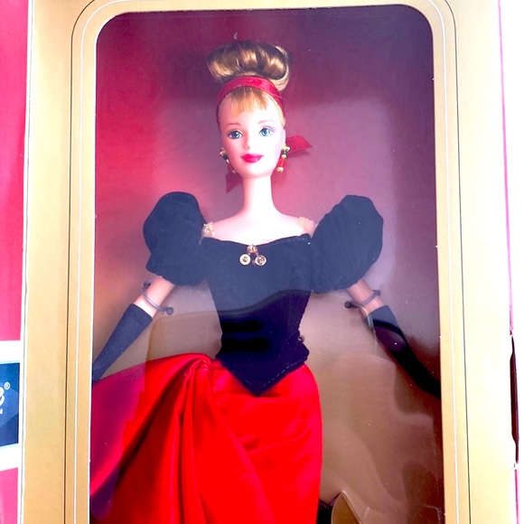 Barbie Winter Splendor - Picture 4 of 5